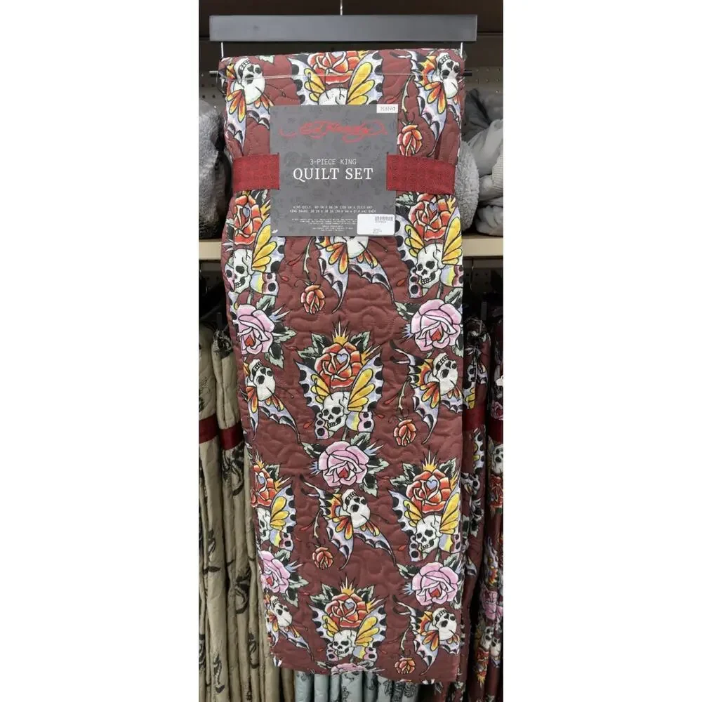 Ed Hardy 3-Piece Maroon Tattoo Skulls/Roses Queen Quilt Set - NEW - Picture 1 of 4